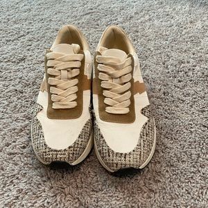 Vici sneakers
